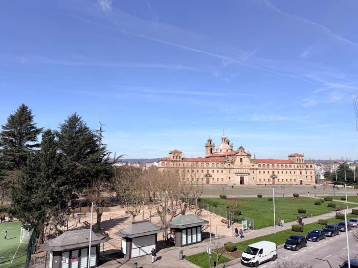 Atico centrico Lela Lemos-3 habitaciones y 3 baños