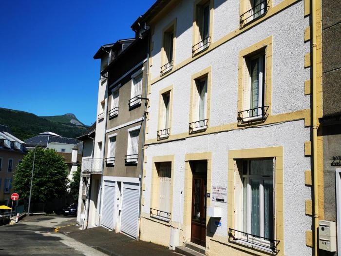 Appartement 2 ch. à La Bourboule avec wifi - FR-1-858-21