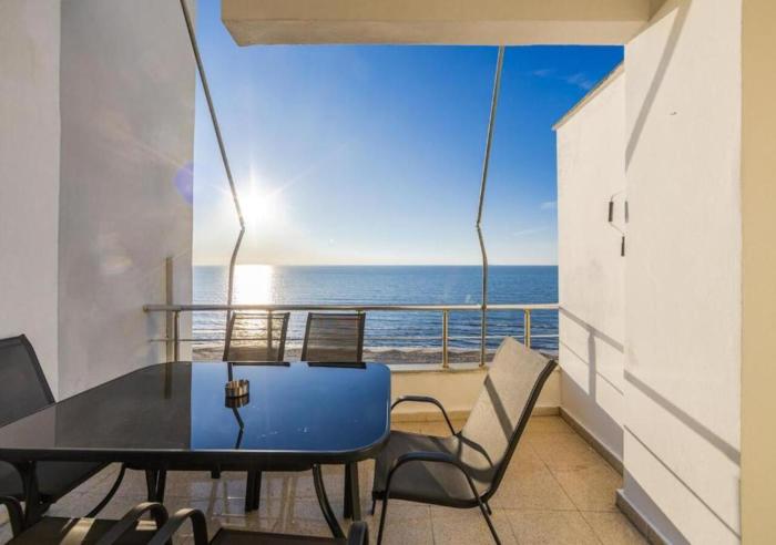 Zeo Grand Seaview Veranda by PS