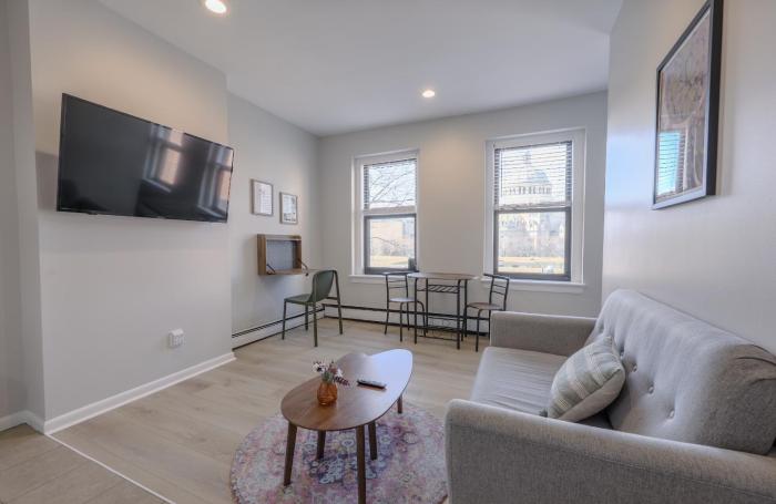 Urban Chic South End Studio