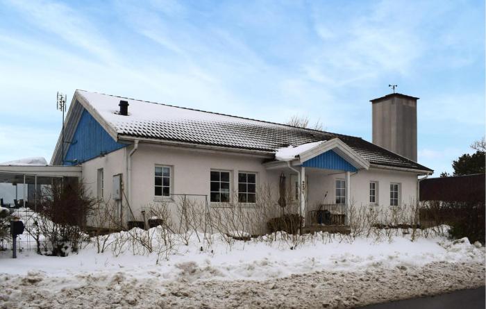 Pet Friendly Home In Gärsnäs With Wifi