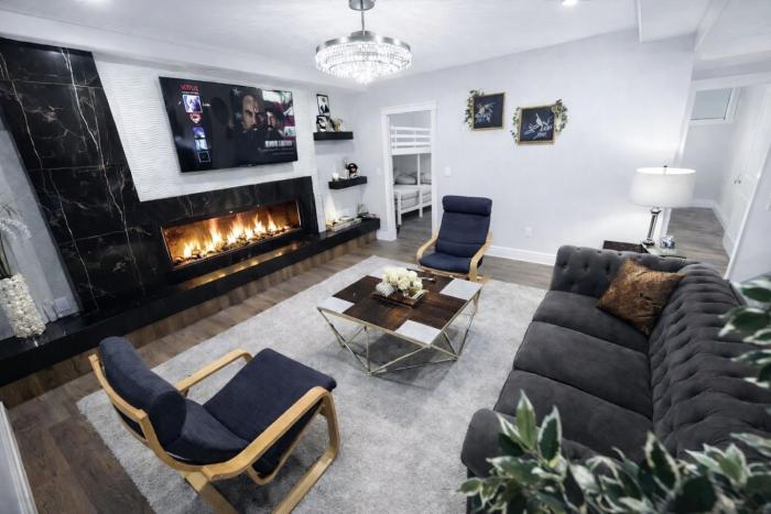 Executive 3BR Suite Allard