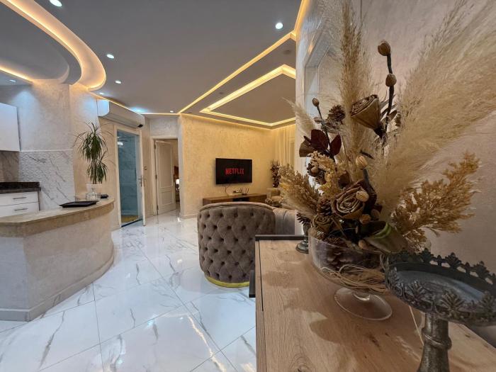 69 high standing apartment with blvd and sea view in Malabata