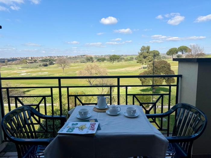 Swing Apartment Complex