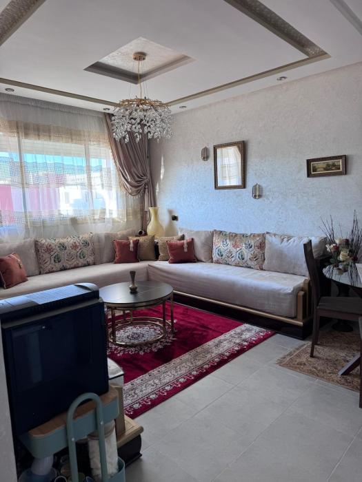 Elegance An exquisite apartment in a beautiful neighborhood