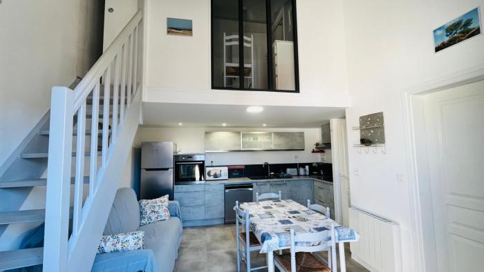 Les Vertmarines, maison refaite à neuf, piscine