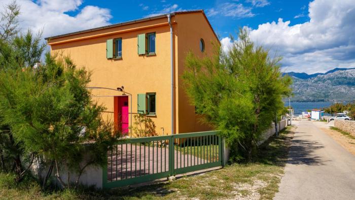 Holiday home Kolo loko cottage by Villas Guide