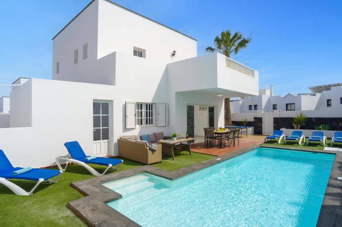 Villa Luz Lanzarote by Villa Plus