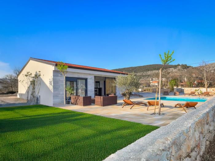 Holiday Home Matej by Interhome