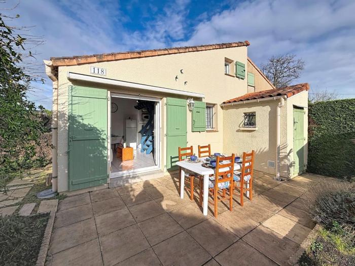 Apartment Le Clos des Chênes-2 by Interhome