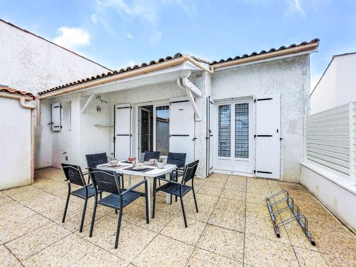 Holiday Home Les Palmyriennes-4 by Interhome