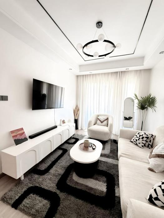 Premium 1BR in Kilimani with Skyline Views with Gym & Heated Pool