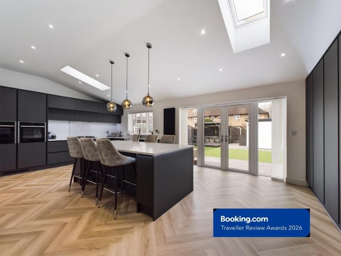 Luxury Modern Spacious House