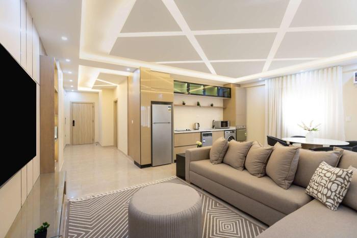 1BR King Suite - Near EDNC & AUC - 247 Desk & Security