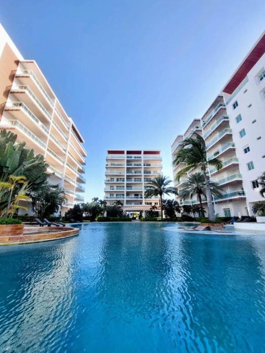 Spectacular view at Pacifika Marina