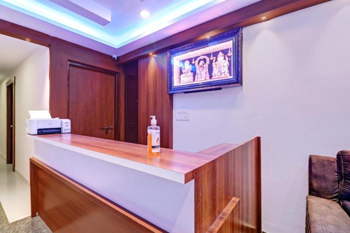 Hotel O Silver House Near Mantri Square Mall