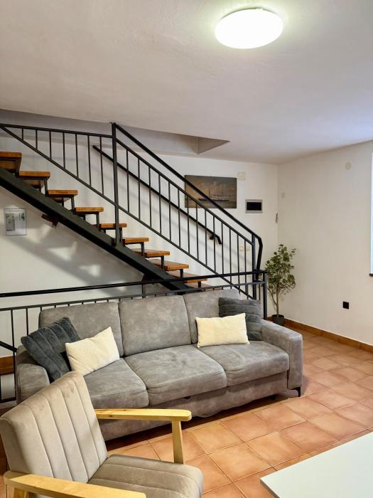 Apartman Violeta Rakalj u mirnoj ulici sa parkingom