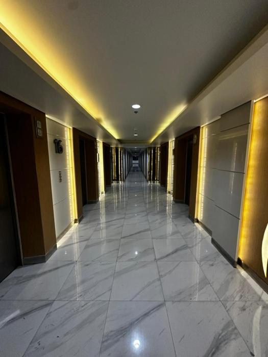 Mall of Asia condo Shore 3