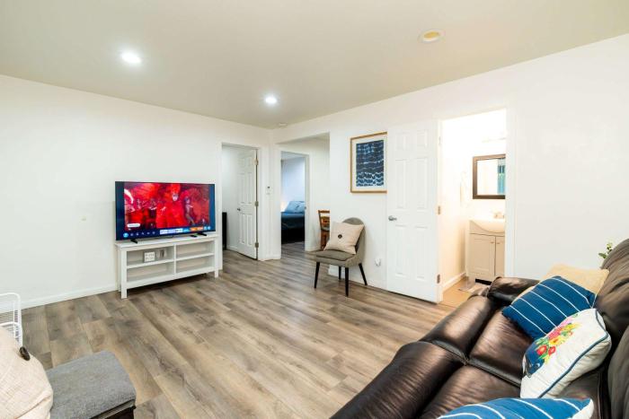 Foothills LA family friendly house