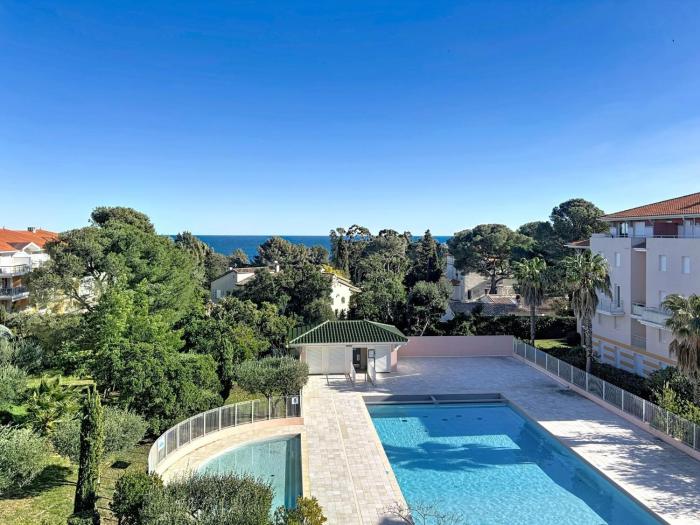 Apartment Le Grand Parc-13 by Interhome