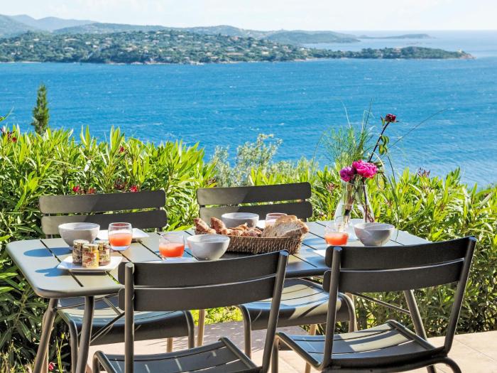 Holiday Home Quenza by Interhome