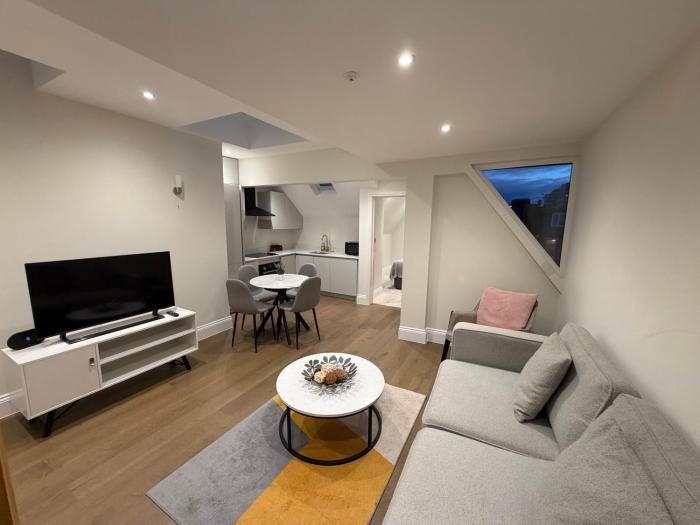 Flat 6 Modern 1 Bedroom Apartment Excellent London Links