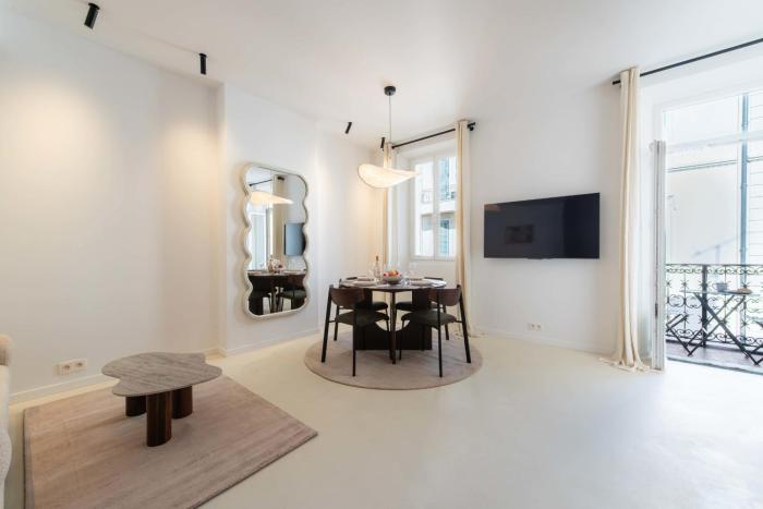 1-Br Prestige Apartment Carré dOr Cannes