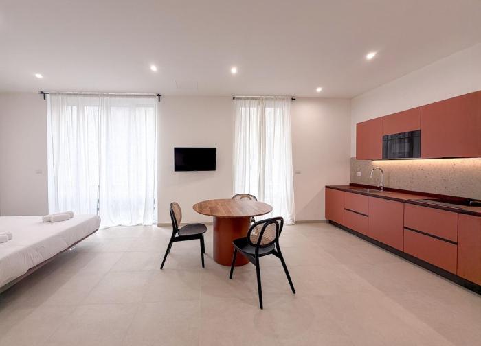 Orange Suite in the Heart of Milan
