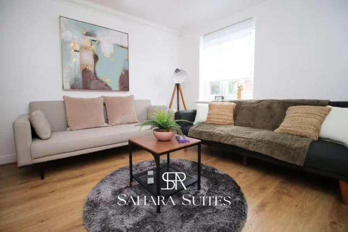 Contractor 5BR City Centre Home - Parking