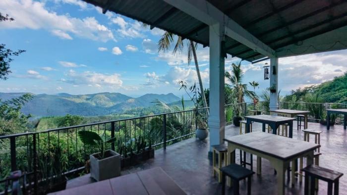 Saras Grove boutique bungalow