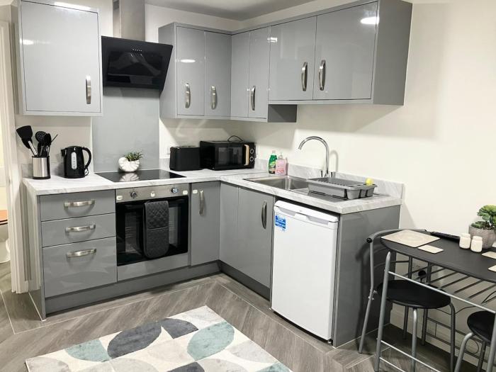 Maidstone town centre, 1 min from train station