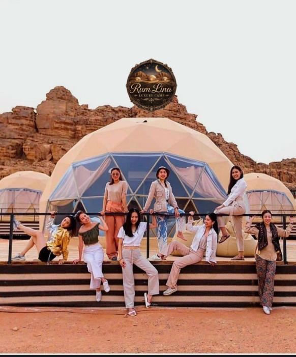 RUM lUXURY CAMP