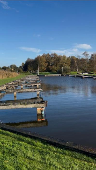 Heerlijk chalet Wetterwille aan een groot meer