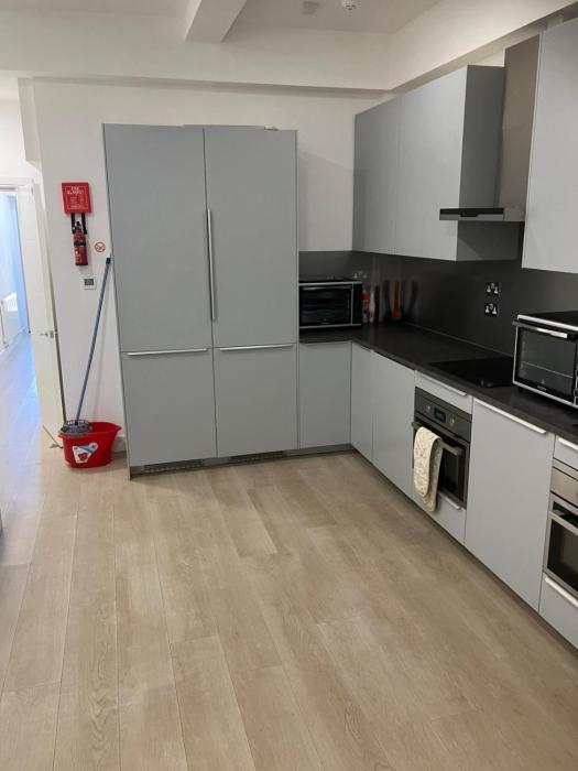 Prime Location Apartment in Camden 4 mins to Kings Cross, 1 mins to Euston
