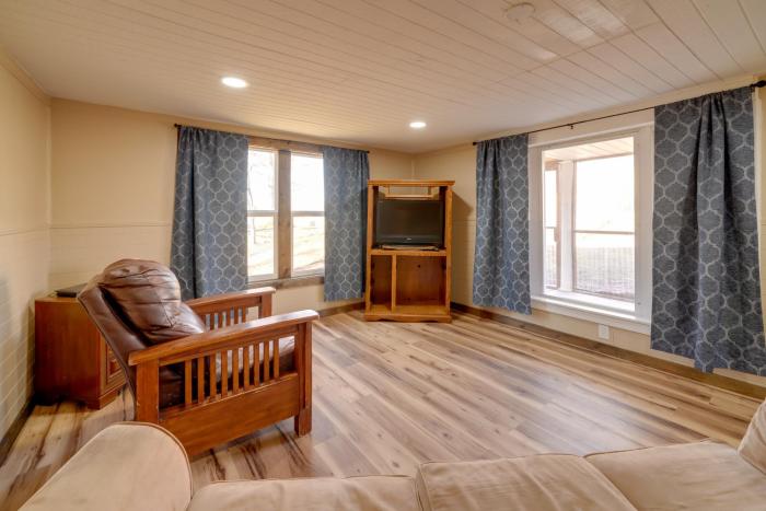 4 Mi to Gauley River Rapids! Outdoor Adventure Hub