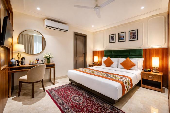 Qotel Comfort IP Residency East Delhi Preet Vihar