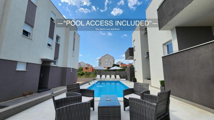 The Sands LUXE Aparthotel 3 - Pool Access Included