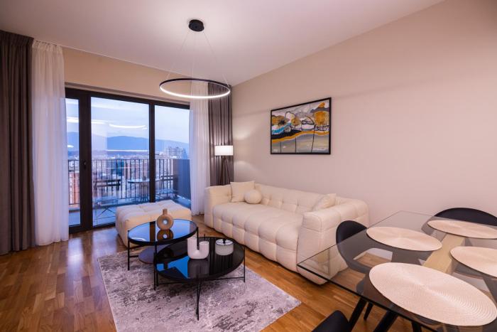 Cloud Nine Living Luxury Apartment