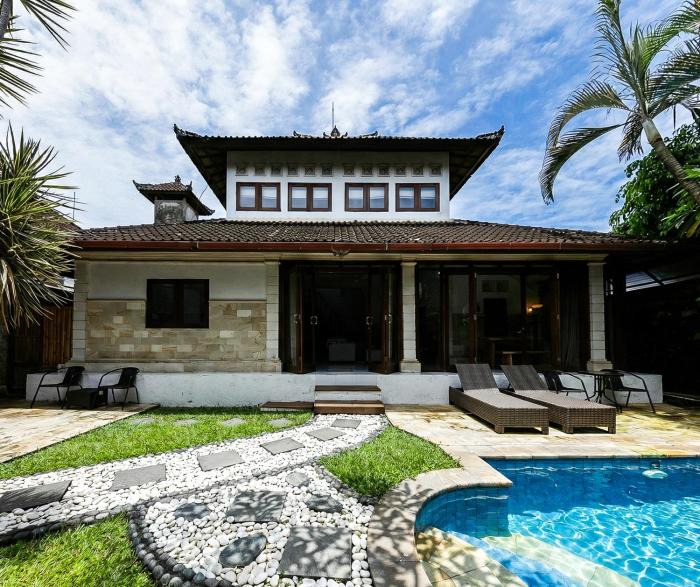 Central Seminyak 3 BR Villa 9
