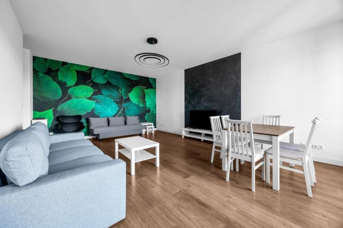 Melody Park Spacious Apartment by BookingHost