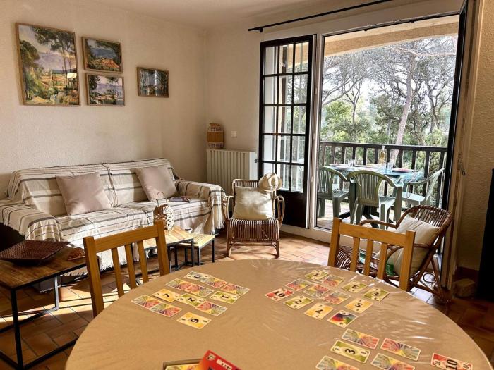 SR090-G1127 Studio 4 personnes SAINT RAPHAËL