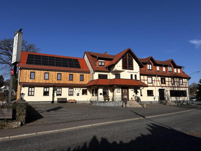 Deutsches Haus Hotel Restaurant Gastwirtschaft Biergarten am Radweg Bermuthshain