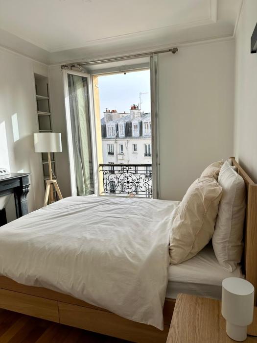 Chambre privée calme et lumineuse