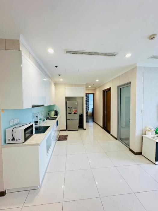 Royal Crown Vinhomes Landmark Signature Residence