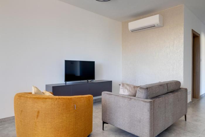 Central and modern Apartment, Valley Views KARP1-6