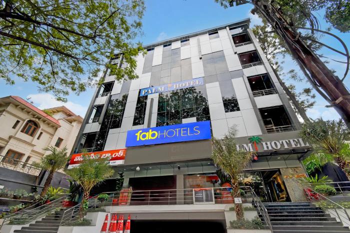FabHotel Palm Tree - Apollo Hospital & Road No 92, Jubilee Hills