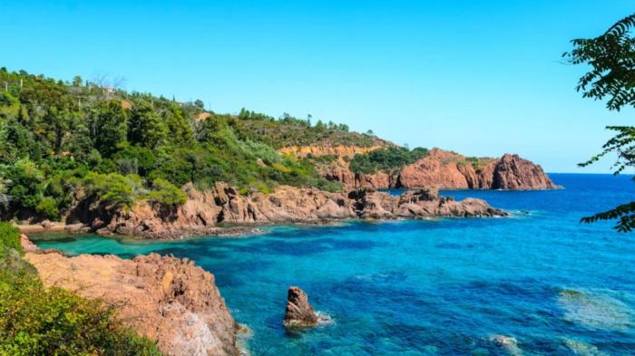 ZEcamping 3 à 150m de la plage cadre unique de la presquîle de Giens