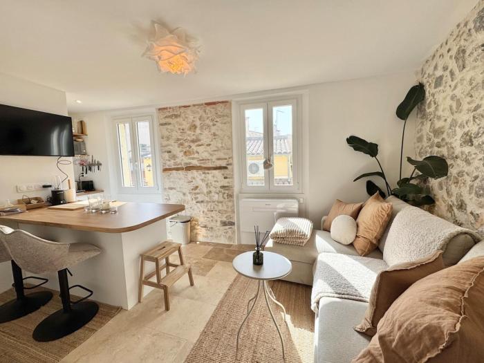 Le Cosy Revely, 2 pièces sur les remparts , climatisé