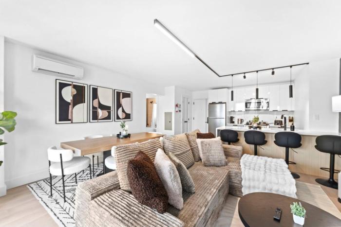 Luxury 2BR | Perfect for MetLife & NYC Trips