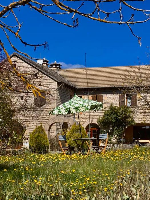 Chambre dhôtes Combes Les Aires de la Carline